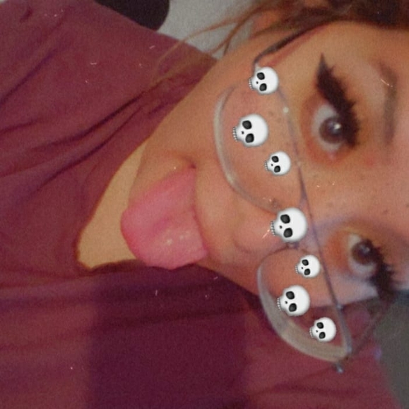 Poshmark profile picture for @krash